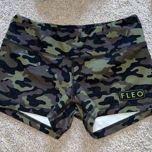3.25 inseam, single lined EUC